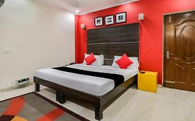 Capital O Hotel Bms Near Appu Ghar