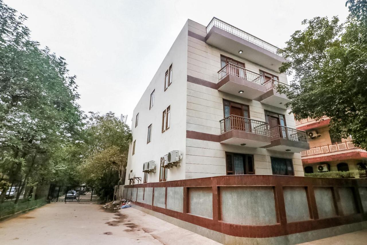Capital O Hotel Bms Near Appu Ghar Gurgaon Exterior photo